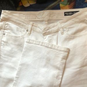 NWOT Buffalo jeans size 4